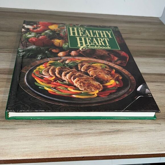 THE HEALTHY HEART COOKBOOK - OXMOOR HOUSE 1992 HC Illustrated *VG Shelved Only - Picture 2 of 8